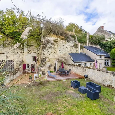 Troglodyte Unique Avec Jacuzzi, Billard Et Jardin, Pres De Doue La Fontaine Et Saumur - Fr-1-622-69 *